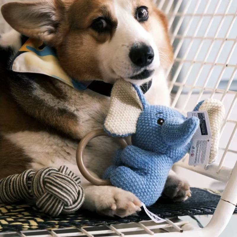 犬の玩具 噛み堅い インタラクティブ 引っ張り遊び用 鳴動式 ペット用ファーペンダント 小型犬・猫用 独楽しみ 退屈解消 噛み歯磨き用