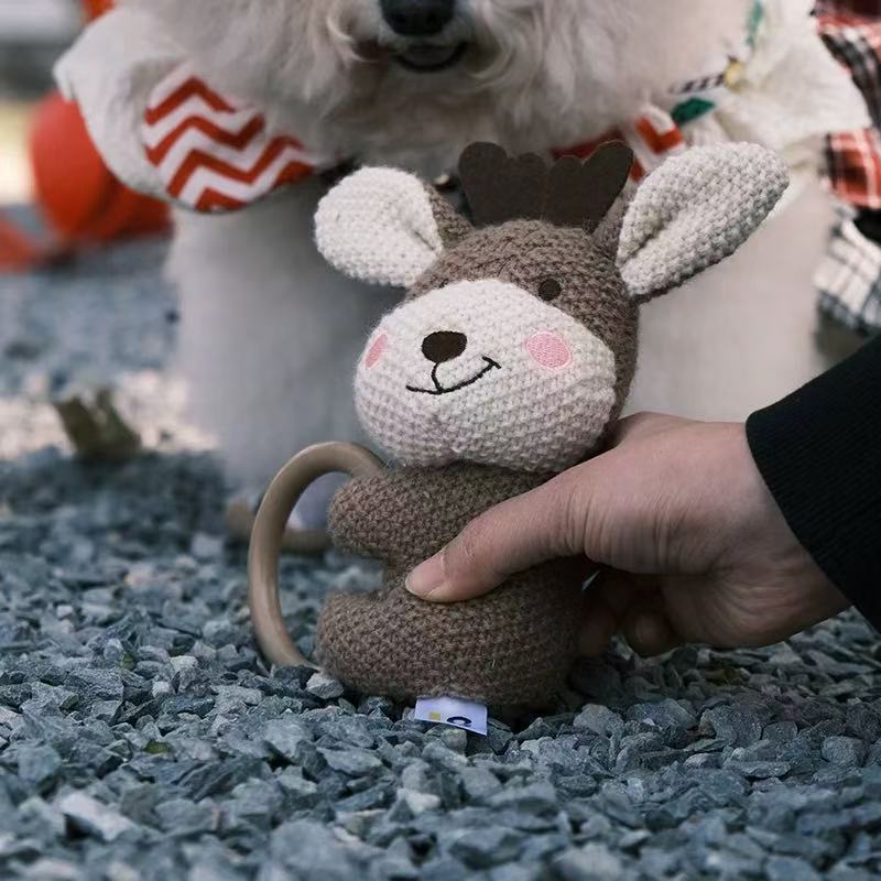 犬の玩具 噛み堅い インタラクティブ 引っ張り遊び用 鳴動式 ペット用ファーペンダント 小型犬・猫用 独楽しみ 退屈解消 噛み歯磨き用